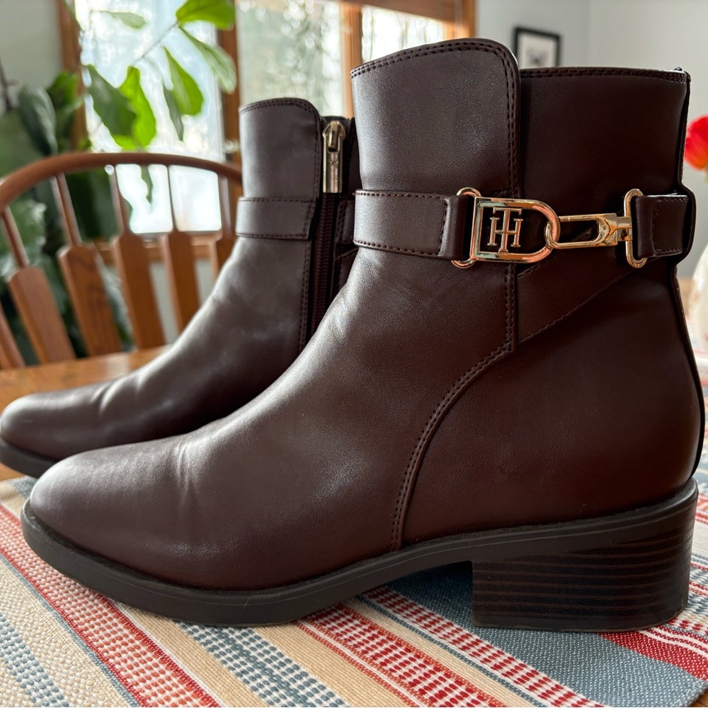 Tommy Hilfiger short boots